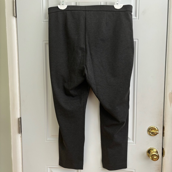 Chicos Faux Leather Grey Ponte Leggings, Size 20 - Picture 6 of 10